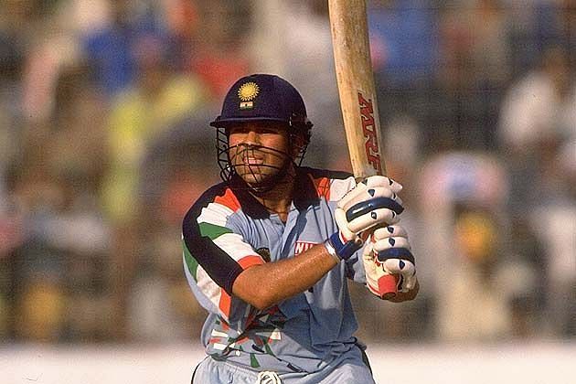  सचिन तेंदुलकर 